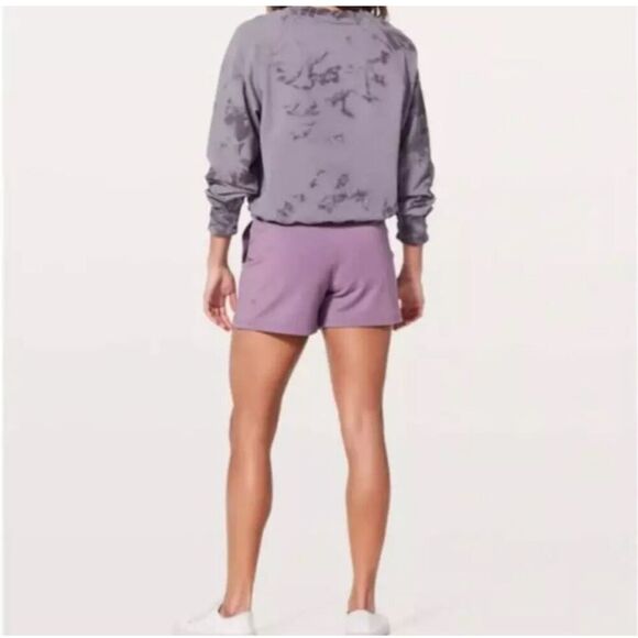 Lululemon Athletica Shorts Lululemon Every Moment Short 3.5” Light Purple Size 1 - Picture 4 of 10